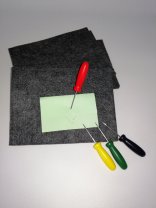 Brnění? Myslím, že jsou to šicí nástroje.