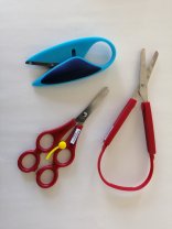 Simply teach your child how to cut with scissors - with a pair of educational scissors!