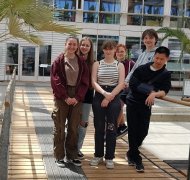 Network workshop under palm trees