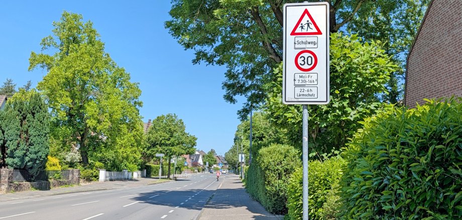 Auch auf der Gerresheimer Straße gilt demnächst ganztägig Tempo 30. Auch auf der Gerresheimer Straße gilt demnächst ganztägig Tempo 30.